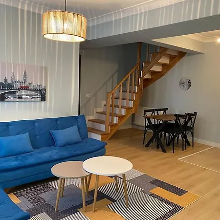 Modern , Spacious, Duplex